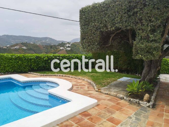 Casa rural Paula en Frigiliana con piscina Centrall alquileres turisticos 19