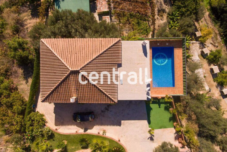 Casa rural cecilia en Nerja con piscina Centrall alquileres turisticos 22