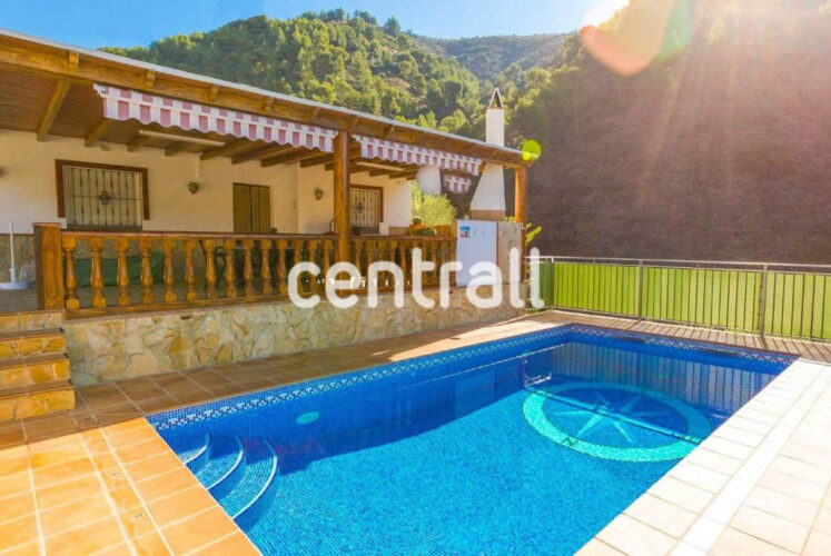 Casa rural cecilia en Nerja con piscina Centrall alquileres turisticos 3